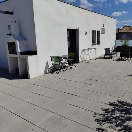 Apartment Gite Des Masques Mireval